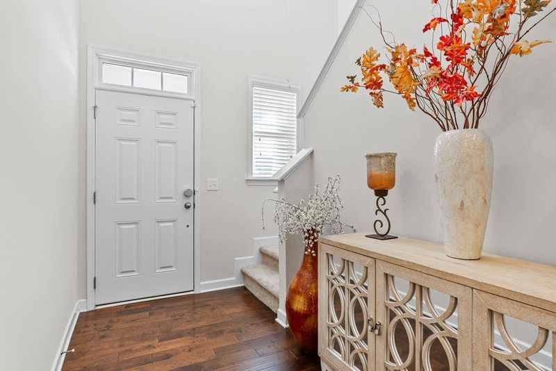100 Radcliffe Ct, Clayton, NC 27527