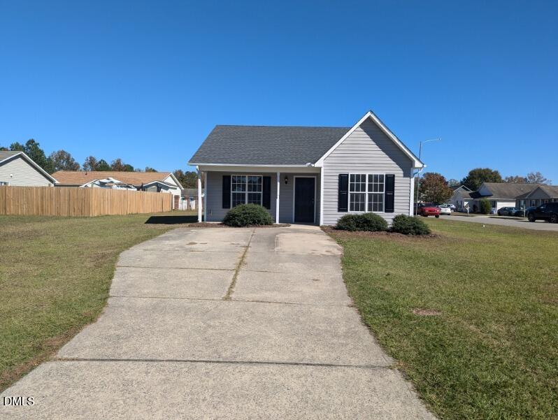 100 Reebe Cir, Selma, NC 27576