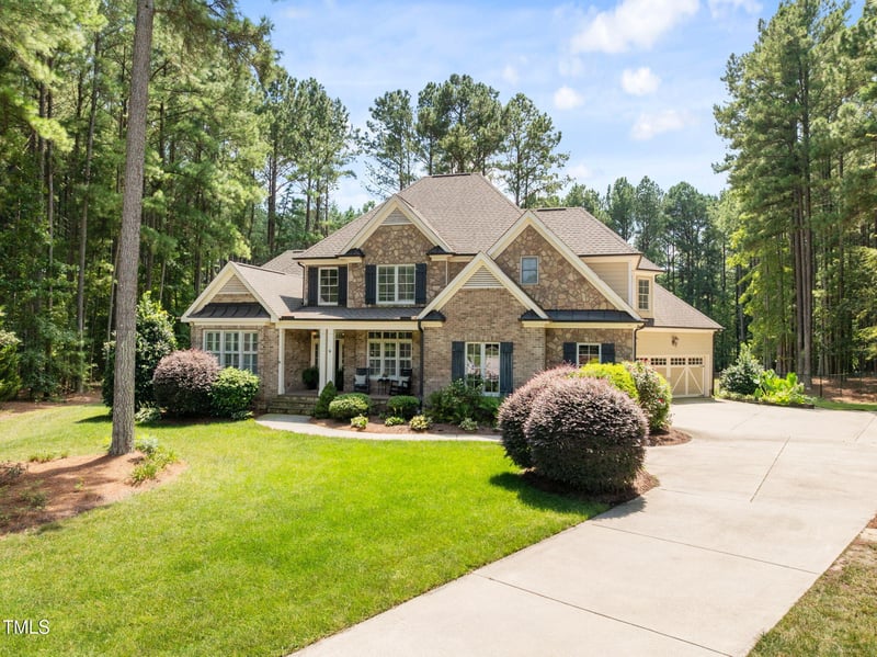 100 Rivers Edge Dr, Youngsville, NC 27596