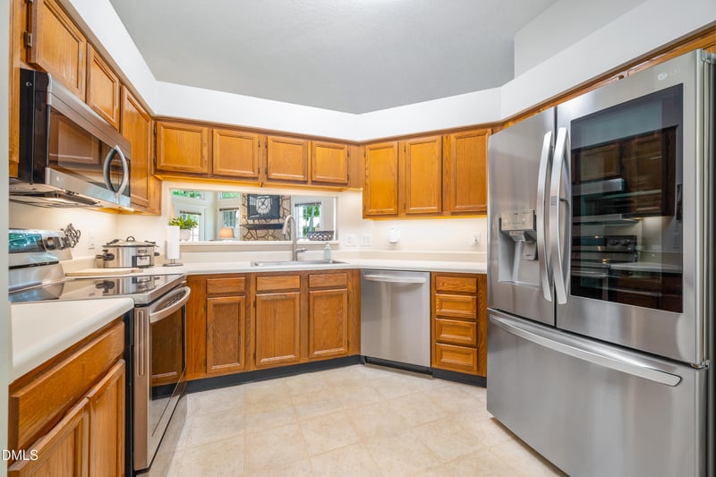 100 Riverwalk Cir, Cary, NC 27511
