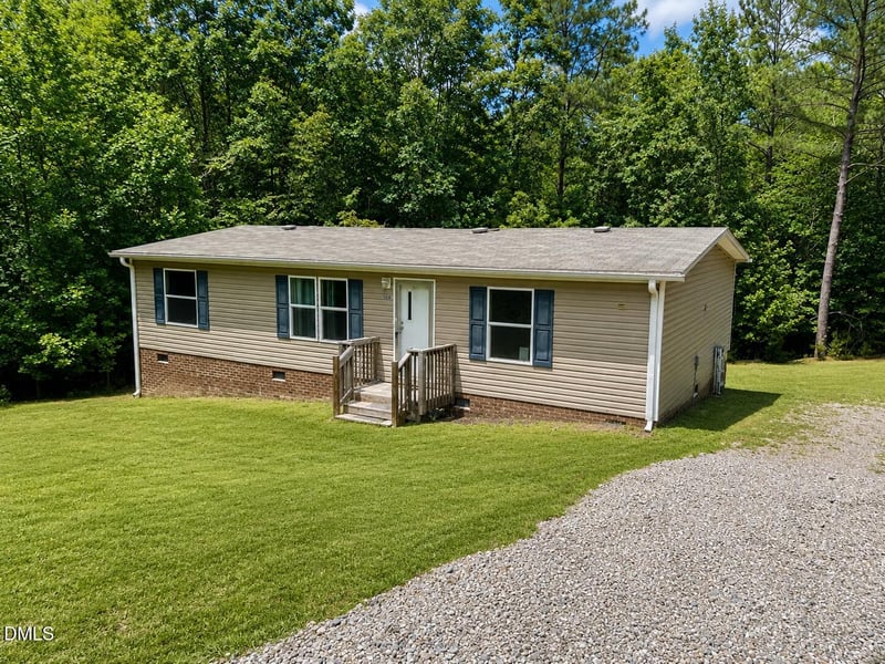 100 Rough Ln, Louisburg, NC 27549