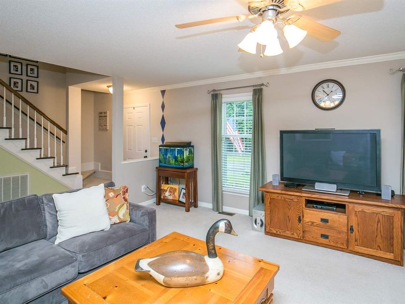 100 Rushingwater Dr, Cary, NC 27513