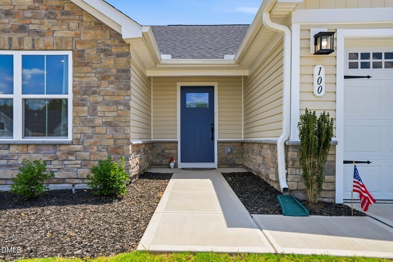 100 Shorebird Ln, Franklinton, NC 27525