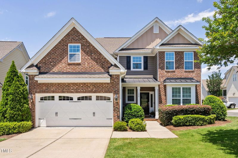 100 Silver Bluff St, Holly Springs, NC 27540