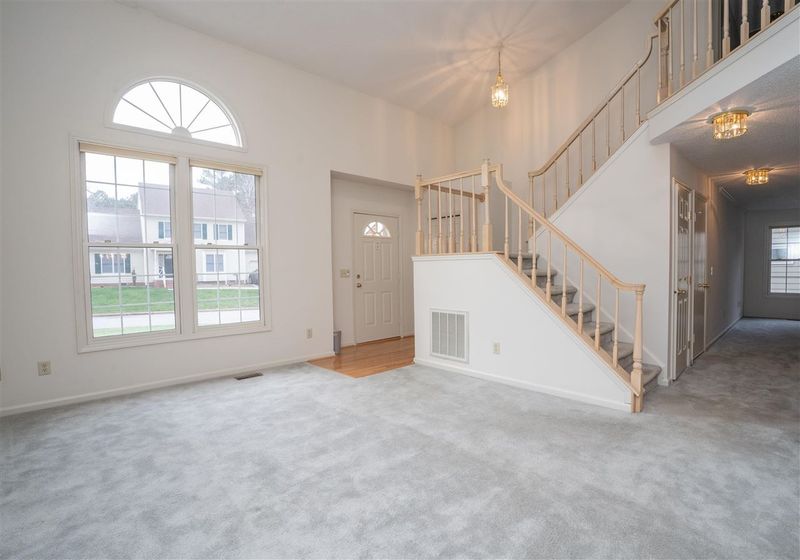 100 E Skyhawk Dr, Cary, NC 27513