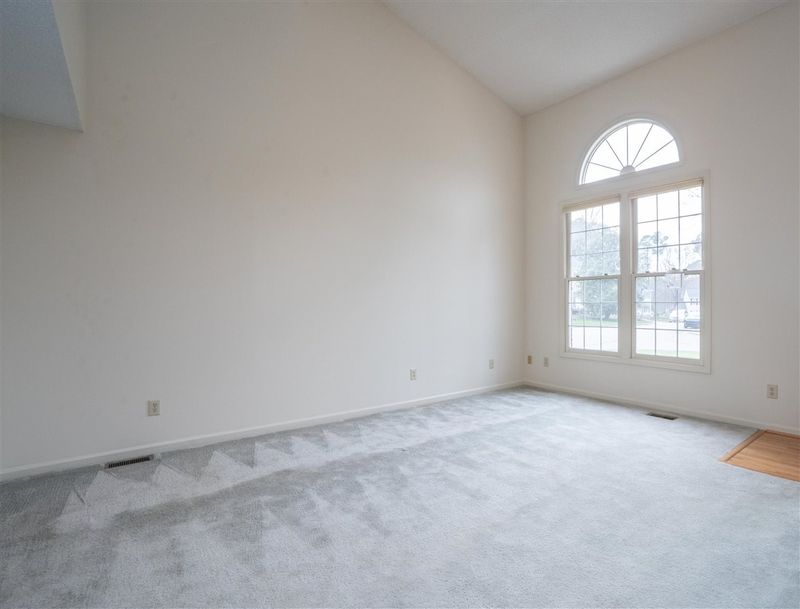 100 E Skyhawk Dr, Cary, NC 27513