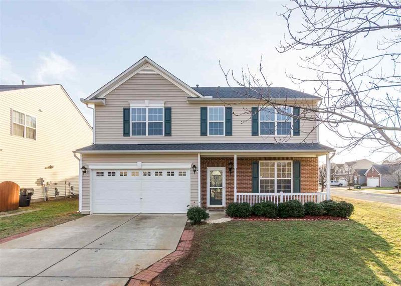100 Smith Rock Dr, Holly Springs, NC 27540
