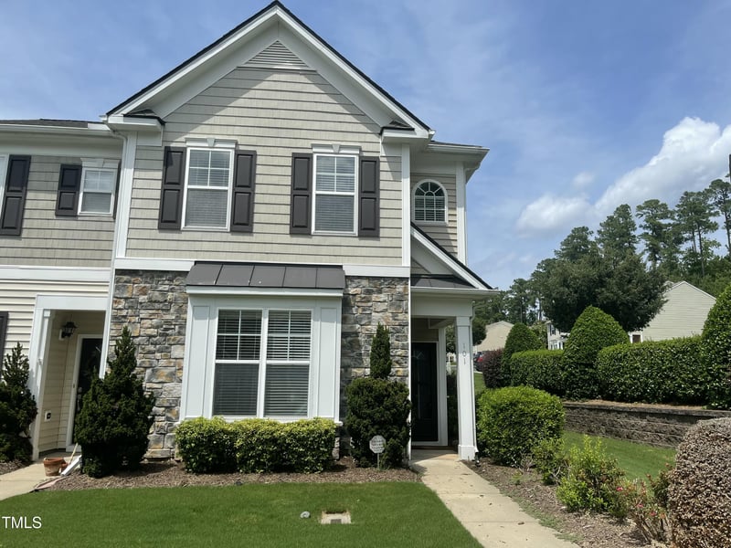 100 Stratford Lakes Dr #101, Durham, NC 27713