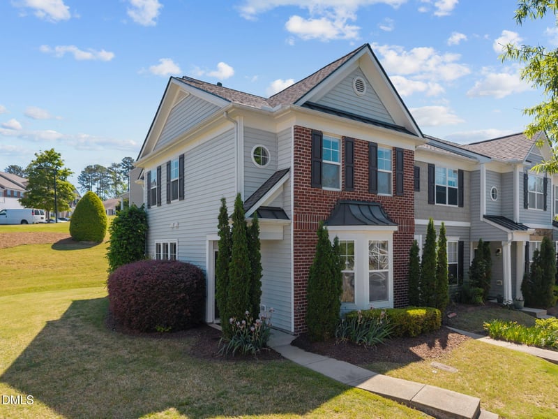 100 Stratford Lakes Dr #129, Durham, NC 27713