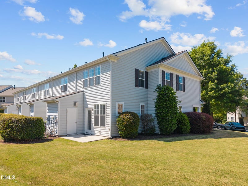 100 Stratford Lakes Dr #129, Durham, NC 27713