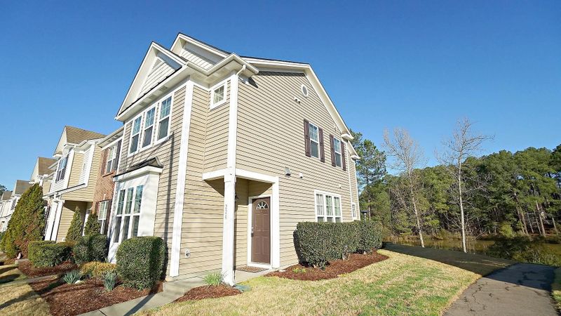 100 Stratford Lakes Dr #226, Durham, NC 27713