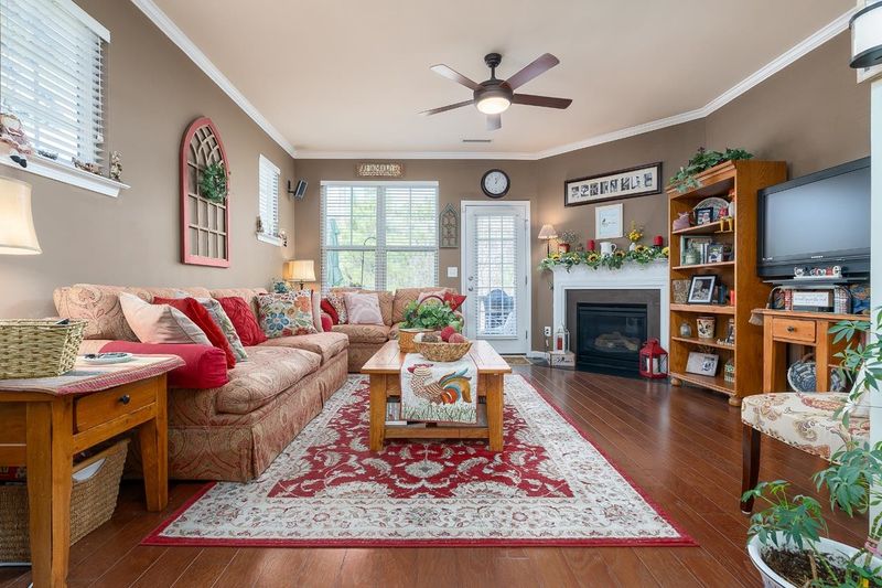 100 Stratford Lakes Dr #256, Durham, NC 27713