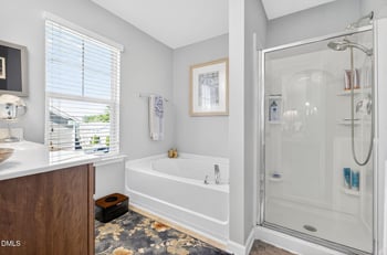 100 Stratford Lakes Dr #261, Durham, NC 27713