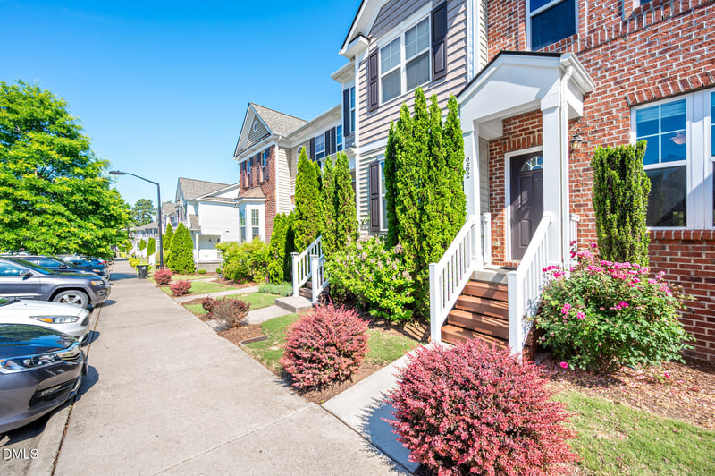 100 Stratford Lakes Dr #262, Durham, NC 27713