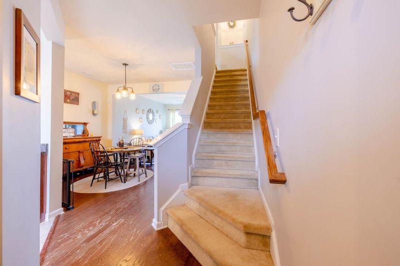 100 Stratford Lakes Dr #337, Durham, NC 27713