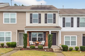 100 Stratford Lakes Dr #380, Durham, NC 27713