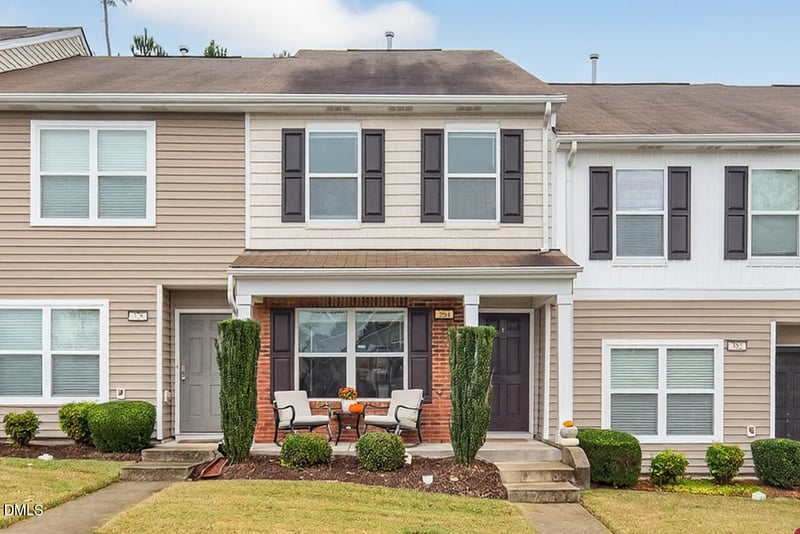 100 Stratford Lakes Dr #380, Durham, NC 27713