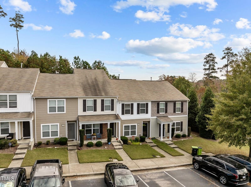 100 Stratford Lakes Dr #382, Durham, NC 27713