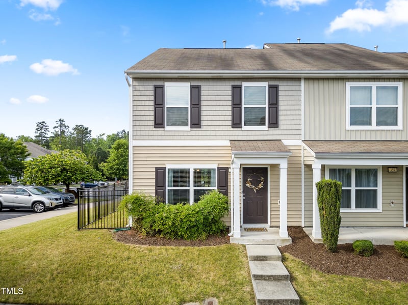 100 Stratford Lakes Dr, Durham, NC 27713