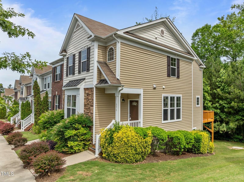 100 Stratford Lakes Dr, Durham, NC 27713