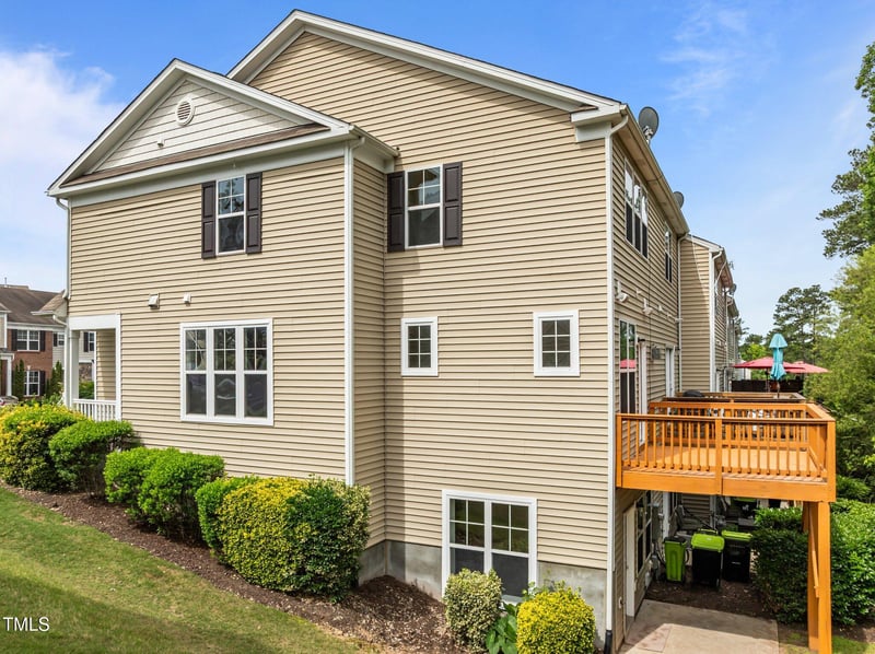 100 Stratford Lakes Dr, Durham, NC 27713
