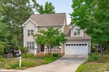 100 Summit Wood Ct, Holly Springs, NC 27540