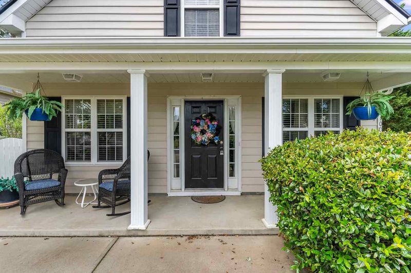 100 Thorncrest Dr, Apex, NC 27539