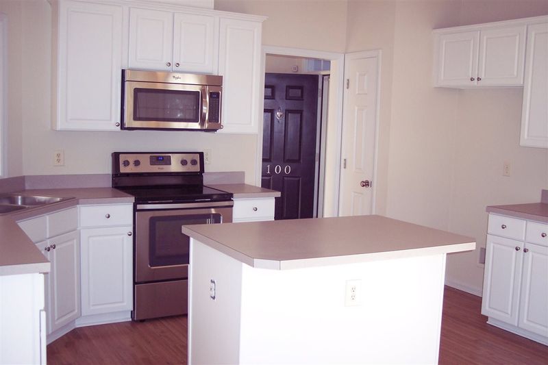 100 Todd Pl, Garner, NC 27529