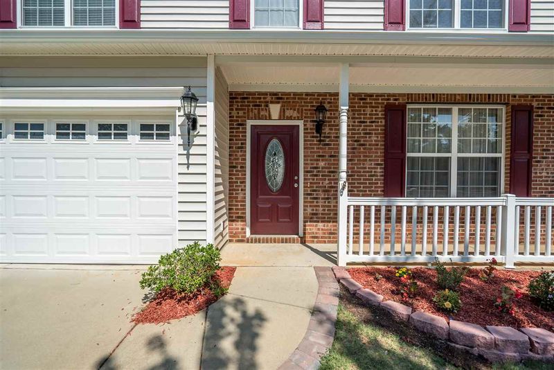 100 Touvelle Ct, Holly Springs, NC 27540