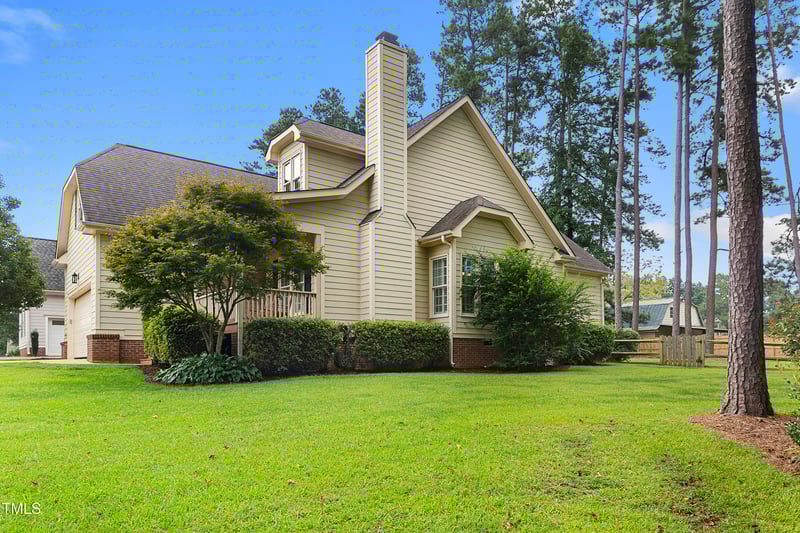 100 Tower Ridge Ln, Sanford, NC 27330