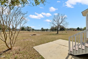 100 Trail Ridge Dr, Benson, NC 27504