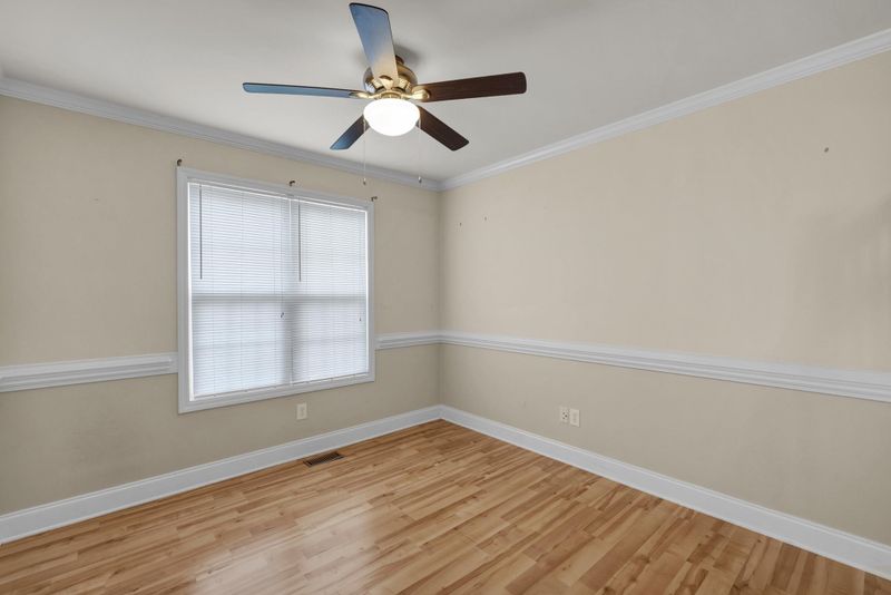100 Trestlewood Ln, Clayton, NC 27520
