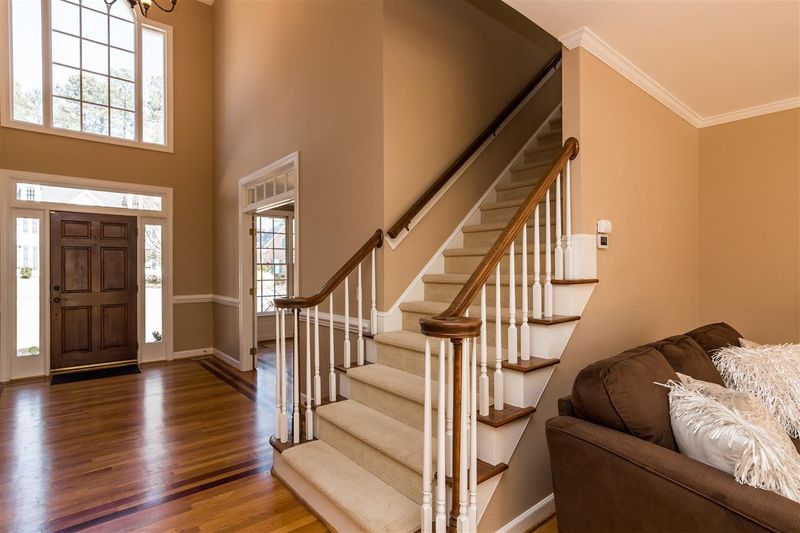 100 Turquoise Creek Dr, Cary, NC 27513