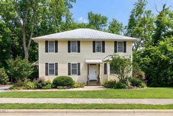 100 Umstead Dr #A & B, Chapel Hill, NC 27516