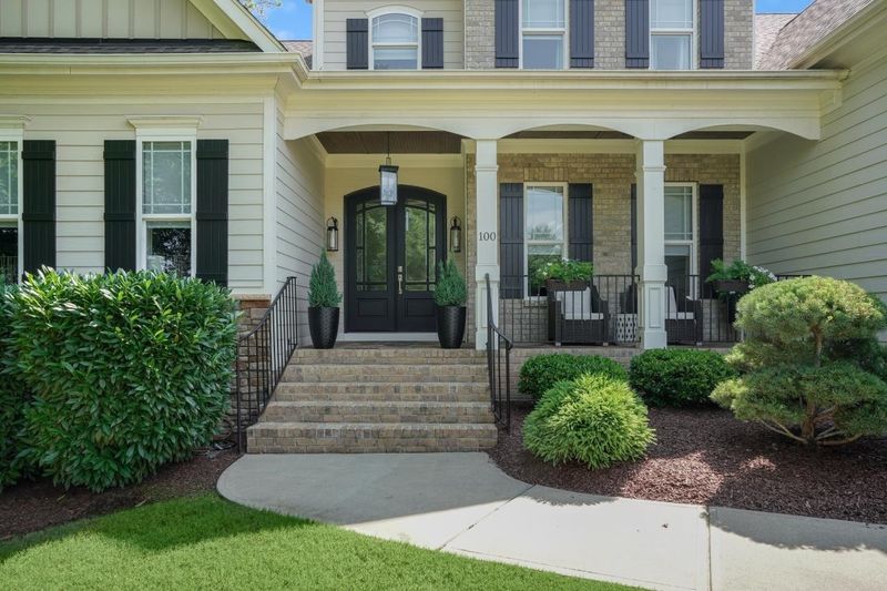 100 Vervain Way, Holly Springs, NC 27540
