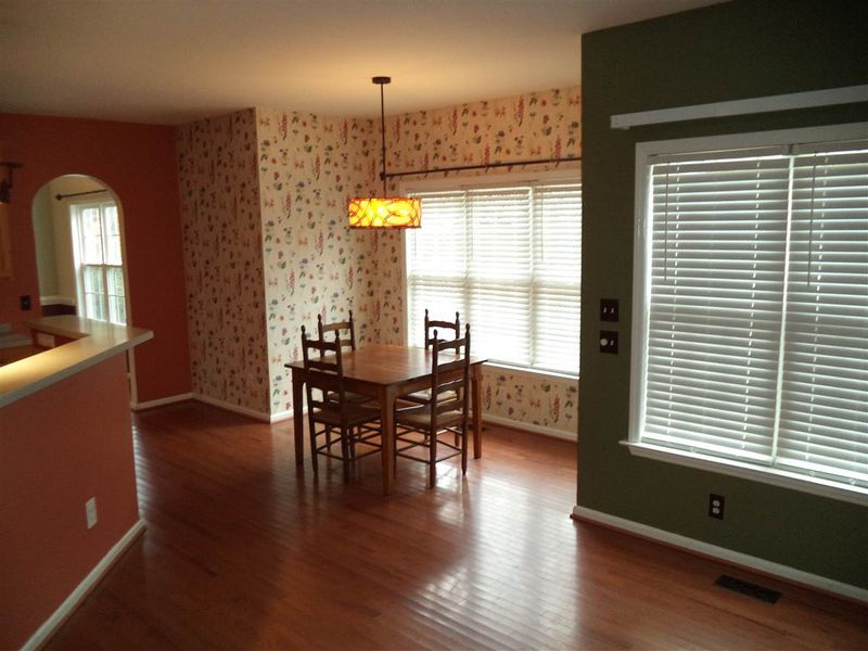100 Volta Pl, Holly Springs, NC 27540