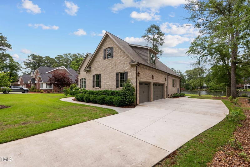 100 Wackena Point Rd, Goldsboro, NC 27534