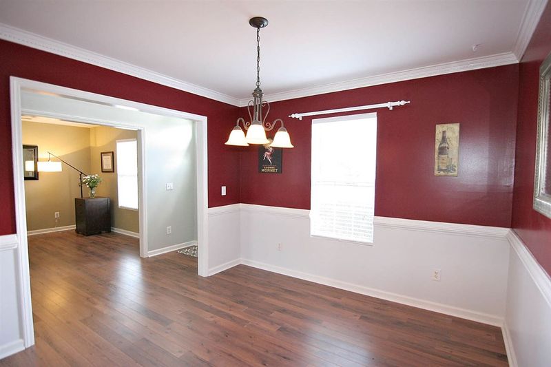 100 Wellspring Dr, Holly Springs, NC 27540