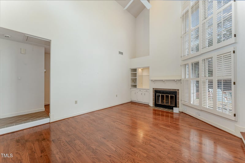 100 White Oak Way, Chapel Hill, NC 27514
