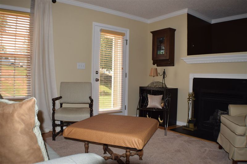 100 Woodson Dr, Clayton, NC 27520