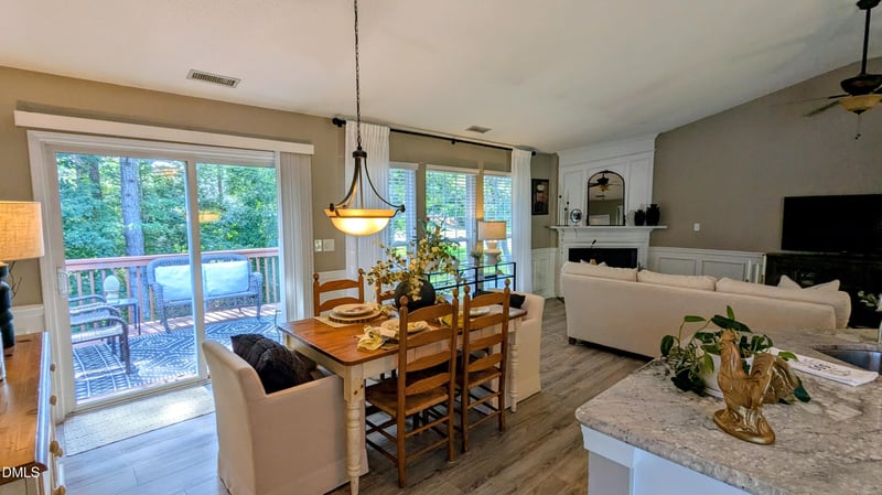 100 Yellow Jasmine Pa, Apex, NC 27502