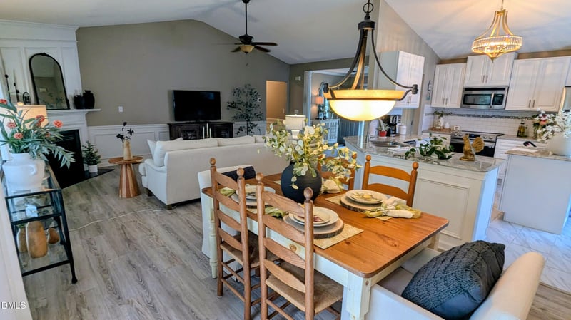 100 Yellow Jasmine Pa, Apex, NC 27502