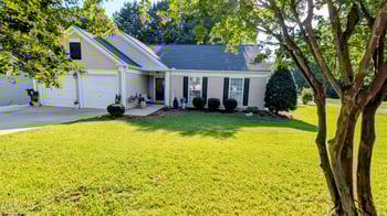 100 Yellow Jasmine Pa, Apex, NC 27502