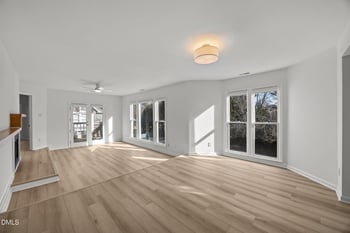 1000 Brighthurst Dr #206, Raleigh, NC 27605