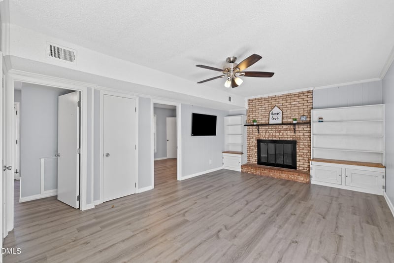 1000 Brookgreen Dr, Cary, NC 27511
