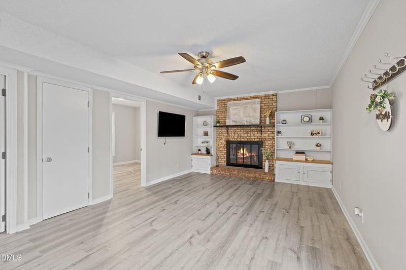 1000 Brookgreen Dr, Cary, NC 27511