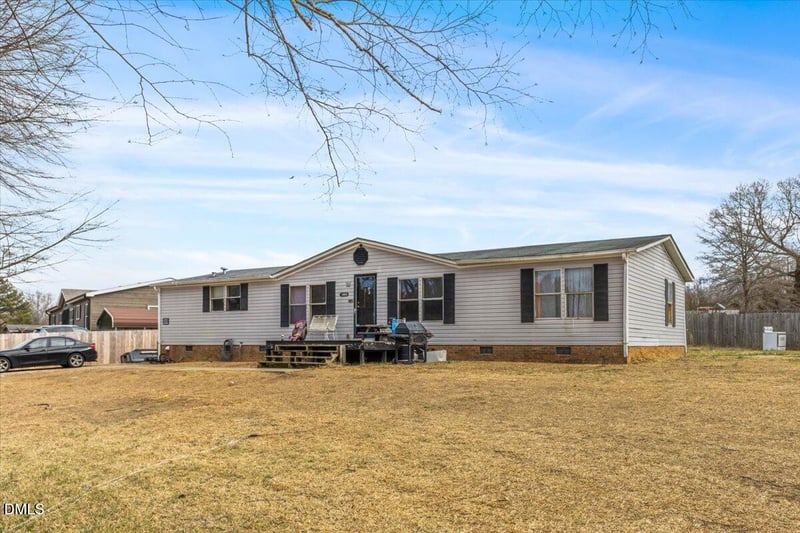 1000 Deerfield Trl, Clayton, NC 27527