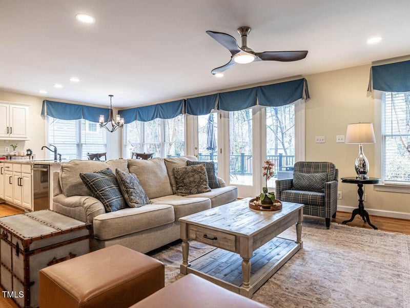 1000 Eastham Dr, Apex, NC 27502