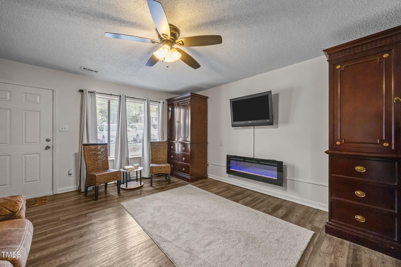 1000 Fargo St #G3, Durham, NC 27707