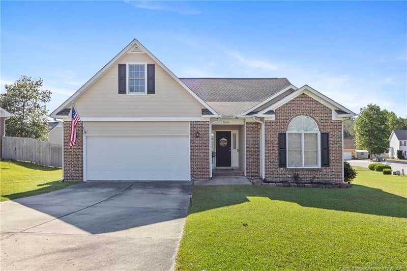1000 Foxhound Ct, Fayetteville, NC 28314